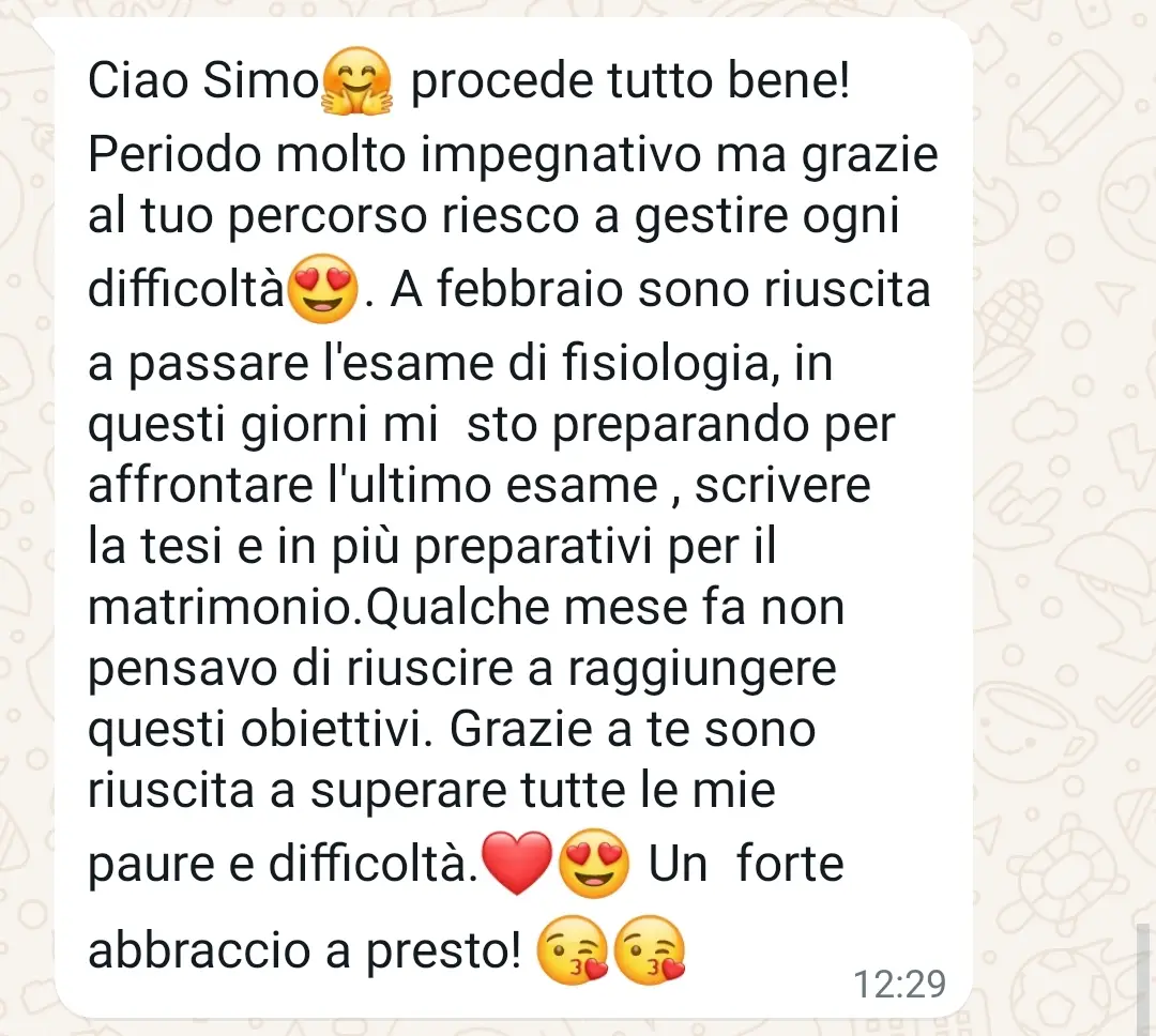 Testimonianza di una studentessa che supera paure, ansia e difficoltà grazie al metodo Prosperi, riuscendo a gestire studio, tesi e matrimonio con serenità.